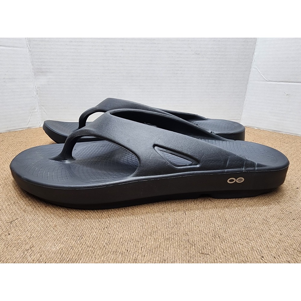 OOFOS Men's OOriginal Slip-On Light Weight Thong Sandals Black Mens 14 W16